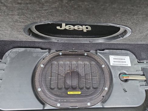 Used 2016 Jeep Wrangler Unlimited Sport w/ Quick Order Package 24S AWD/4WD image 22