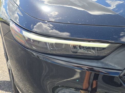 Used 2023 Honda Accord Sport image 7