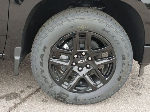 New 2026 Chevrolet Silverado 1500 Custom w/ Turbomax Blackout Package image 34