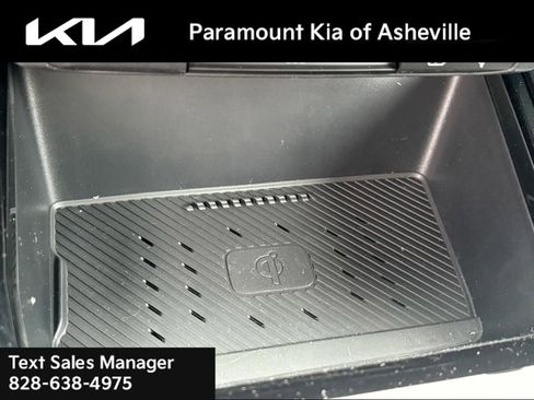 New 2025 Kia Niro EX image 15