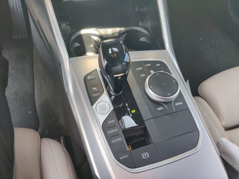 Used 2021 BMW 330i Sedan w/ Premium Package RWD image 10