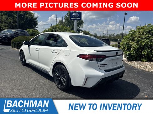 Used 2024 Toyota Corolla XSE FWD image 8