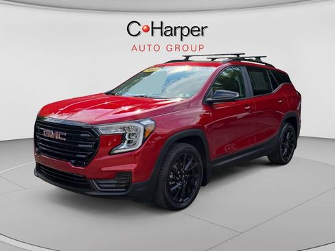 Used 2023 GMC Terrain SLE w/ Driver Convenience Package AWD/4WD image 7