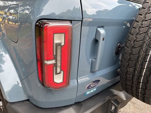 Used 2025 Ford Bronco Outer Banks image 13