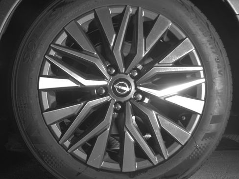 Used 2025 Nissan Altima 2.5 SV image 14