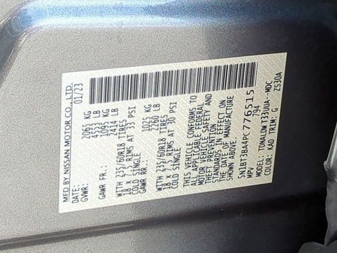 Certified 2023 Nissan Rogue SV image 30