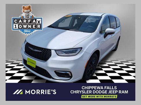 Used 2023 Chrysler Pacifica Touring-L FWD image 1