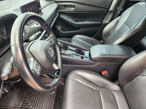Used 2024 Honda Accord Sport image 12
