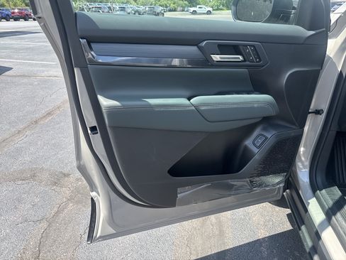 New 2027 GMC Terrain AT4 w/ Convenience Package III AWD/4WD image 15