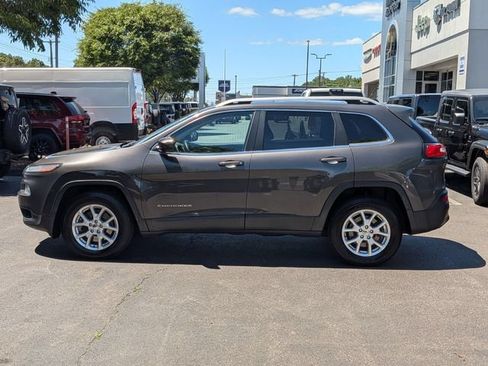 Used 2014 Jeep Cherokee Latitude w/ Comfort/Convenience Group AWD/4WD image 6