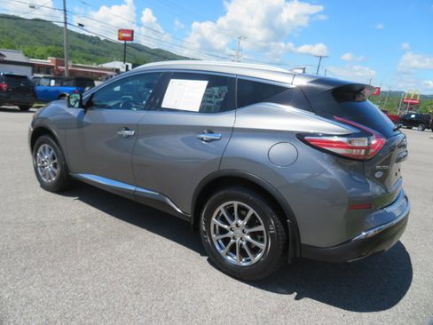 Used 2018 Nissan Murano SL w/ Moonroof Package image 6