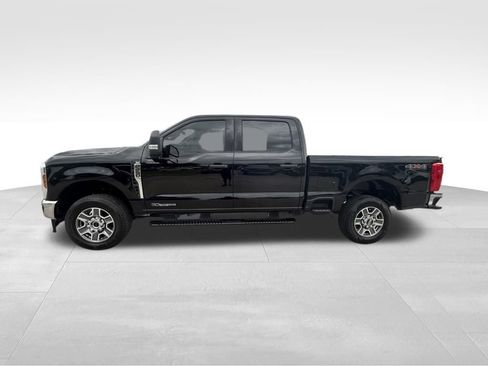 Used 2025 Ford F250 XLT image 8