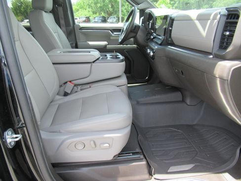 Used 2024 GMC Sierra 1500 SLT AWD/4WD image 10