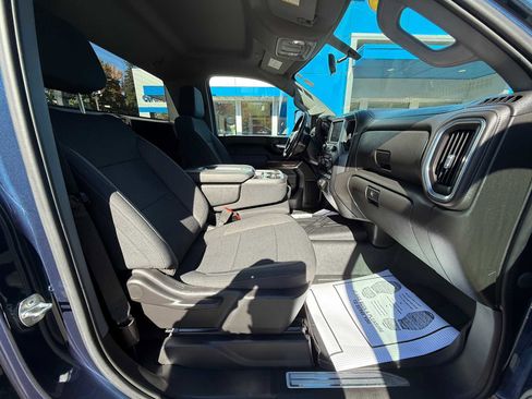 Used 2022 Chevrolet Silverado 2500 LT w/ Convenience Package image 28