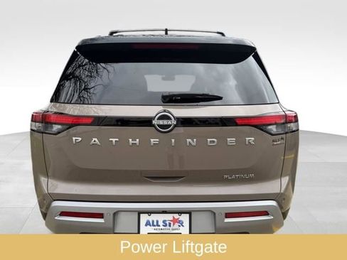 Used 2025 Nissan Pathfinder Platinum image 14