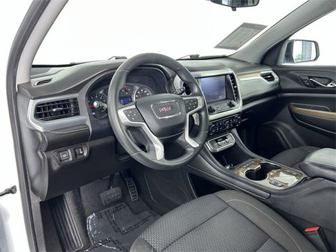 Certified 2021 GMC Acadia SLE w/ Driver Convenience Package image 10