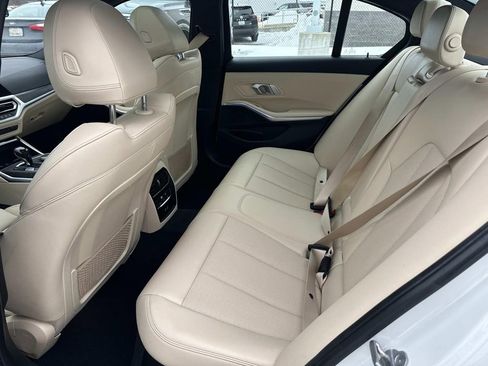 Used 2022 BMW 330i xDrive Sedan w/ Premium Package image 30