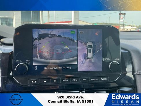Used 2022 Nissan Pathfinder Platinum w/ Lighting Package (N93) AWD/4WD image 29