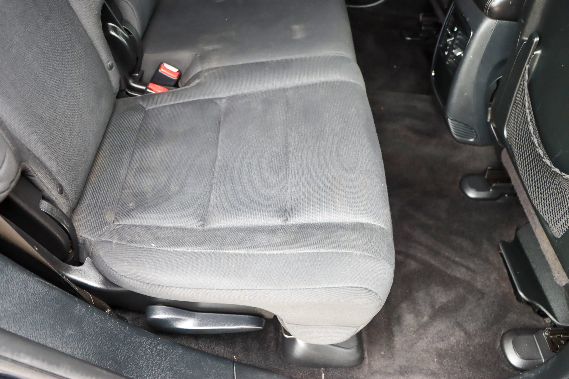 Used 2017 Jeep Grand Cherokee Laredo RWD image 19