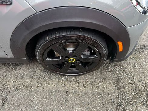 Used 2022 MINI Cooper SE image 15