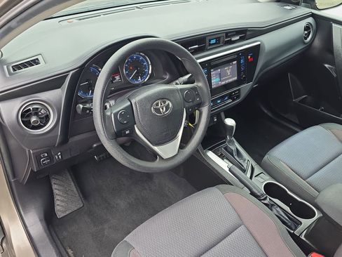 Used 2019 Toyota Corolla LE image 15