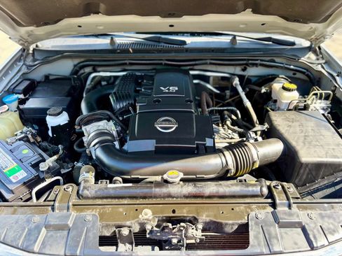 Used 2019 Nissan Frontier SV AWD/4WD image 13