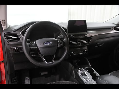Used 2024 Ford Escape Active w/ Cold Weather Package FWD image 6