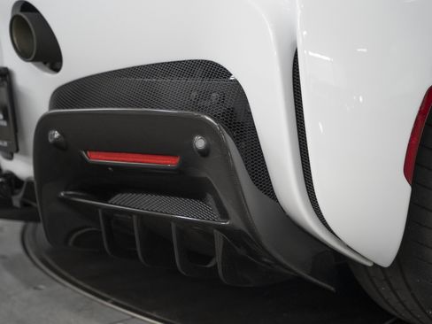 Used 2023 Ferrari SF90 Spider AWD/4WD image 15