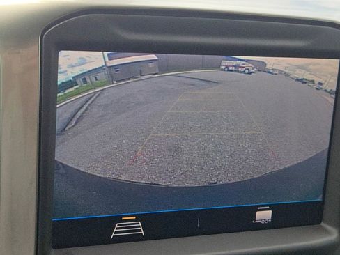 Used 2022 Chevrolet Silverado 1500 LT w/ Z71 Off-Road Package image 14