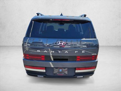 Used 2025 Hyundai Santa Fe Limited FWD image 7