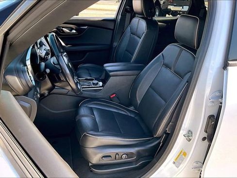 Used 2020 Chevrolet Blazer Premier w/ Driver Confidence II Package image 18