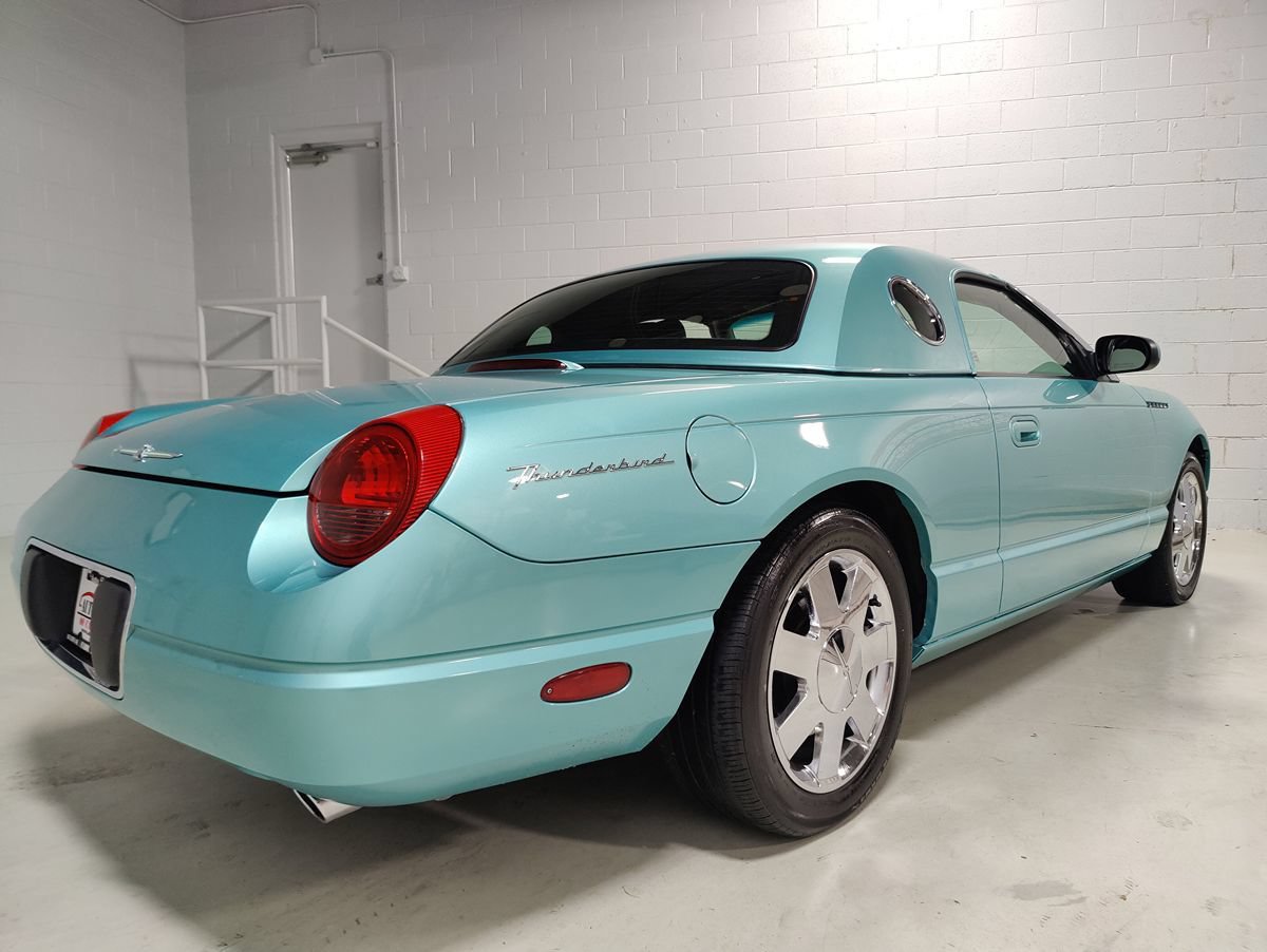 Used 2002 Ford Thunderbird RWD image 8