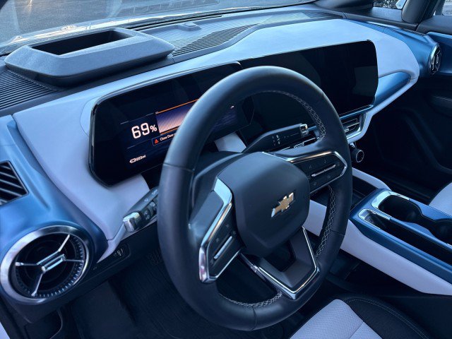 Used 2025 Chevrolet Equinox EV LT w/ Convenience Package II FWD image 18