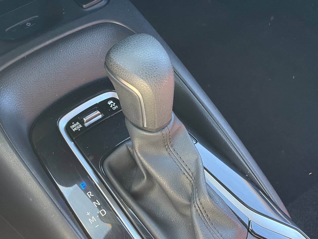 Used 2024 Toyota Corolla XSE FWD image 8