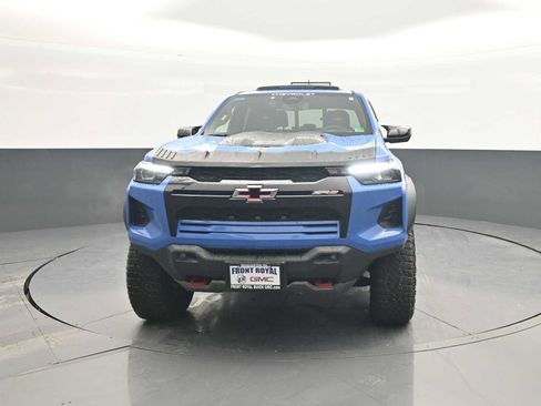 Used 2025 Chevrolet Colorado ZR2 image 3