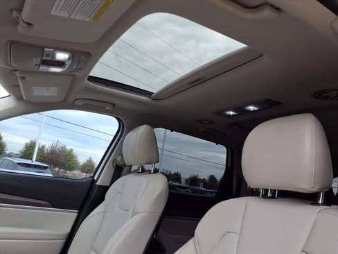 Used 2020 Kia Telluride SX w/ Towing Package image 15