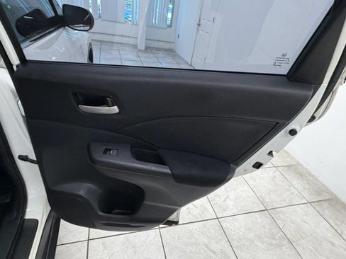 Used 2016 Honda CR-V LX image 18