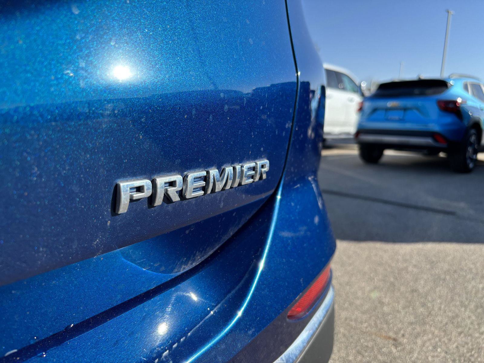 Used 2019 Chevrolet Equinox Premier FWD image 12