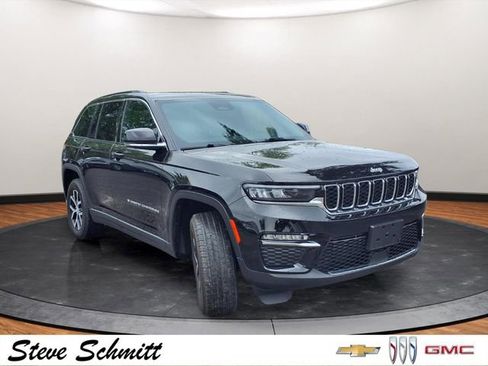 Used 2024 Jeep Grand Cherokee Limited AWD/4WD image 27