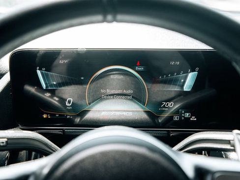 Used 2023 Mercedes-Benz GLA 35 AMG 4MATIC image 29