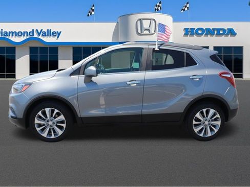 Used 2020 Buick Encore Preferred FWD image 8