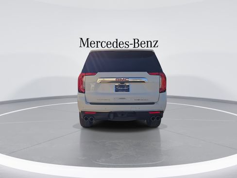 Used 2021 GMC Yukon Denali w/ Advanced Technology Package image 8