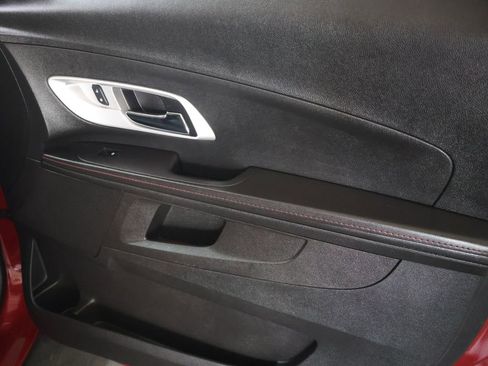 Used 2015 Chevrolet Equinox LT image 12