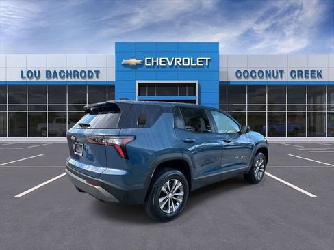 Used 2026 Chevrolet Equinox LT FWD image 8