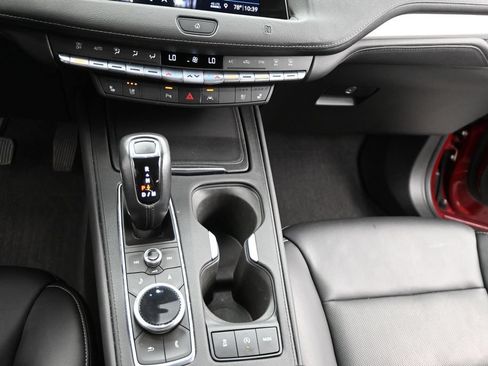 Used 2019 Cadillac XT4 Premium Luxury AWD/4WD image 15