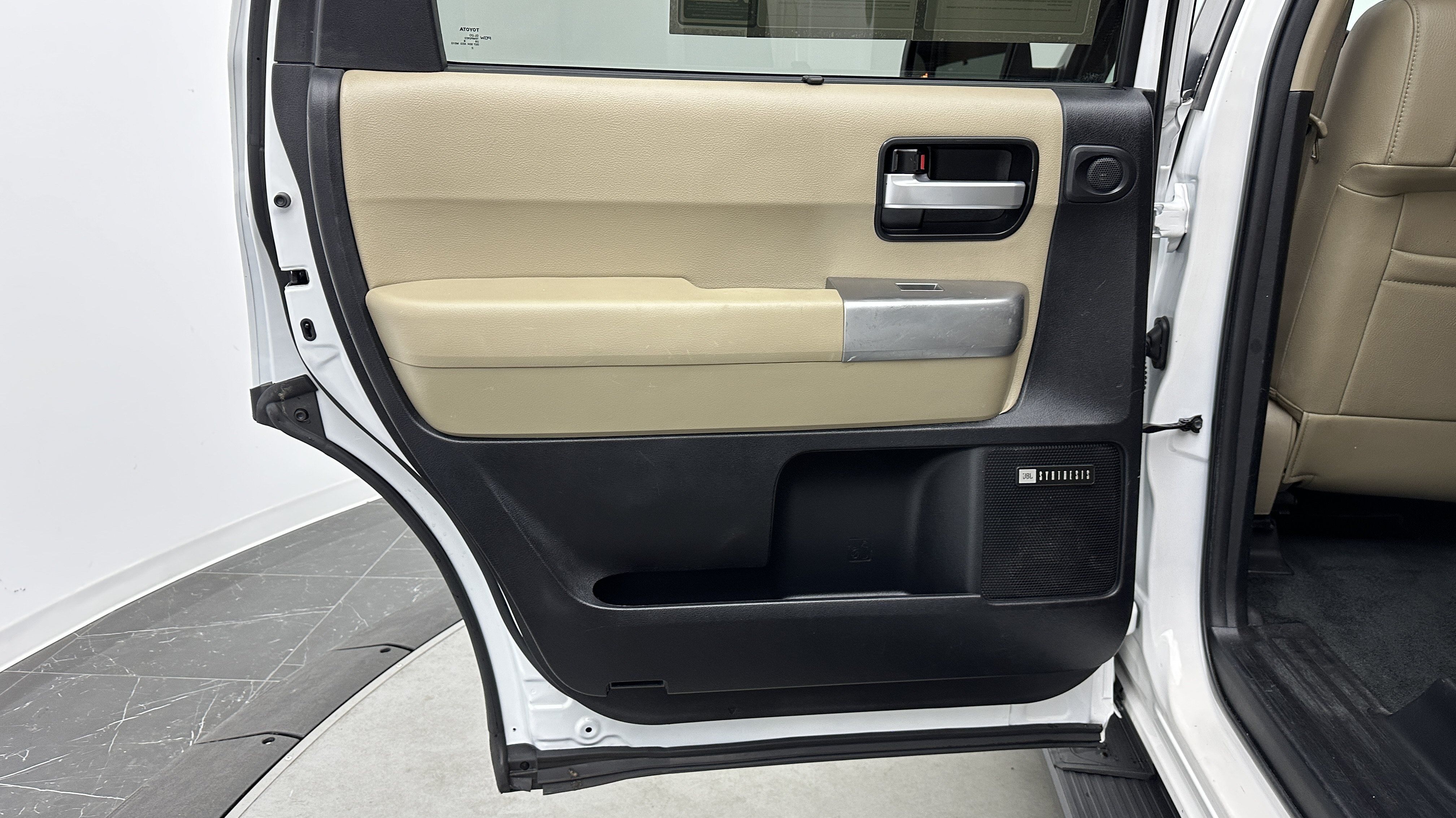 Used 2018 Toyota Sequoia Limited w/ Safety & Convenience Package RWD image 31