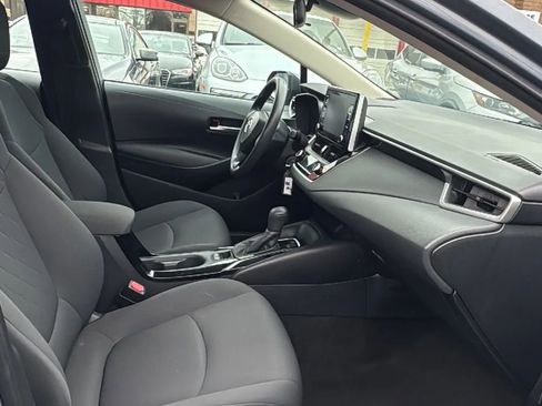 Used 2021 Toyota Corolla LE image 27