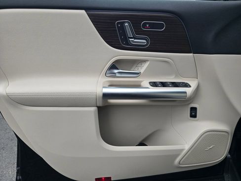 New 2026 Mercedes-Benz GLA 250 4MATIC image 32