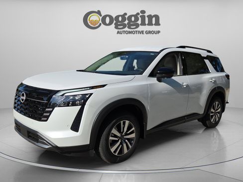 New 2026 Nissan Pathfinder SL FWD image 1
