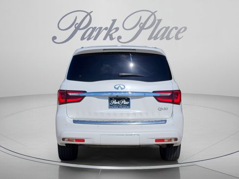 Used 2021 INFINITI QX80 Sensory w/ Cargo Package RWD image 4